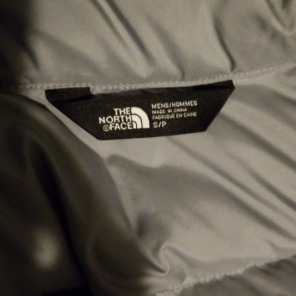 THE NORTH FACE Jacket - Picture 3 of 3